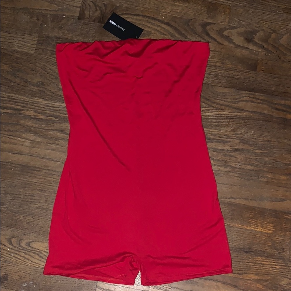 FASHION NOVA BUENOS AIRES ROMPER RED LARGE